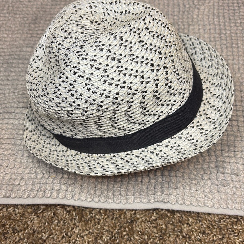 Arizona Jean Company Black and White Woven Hat